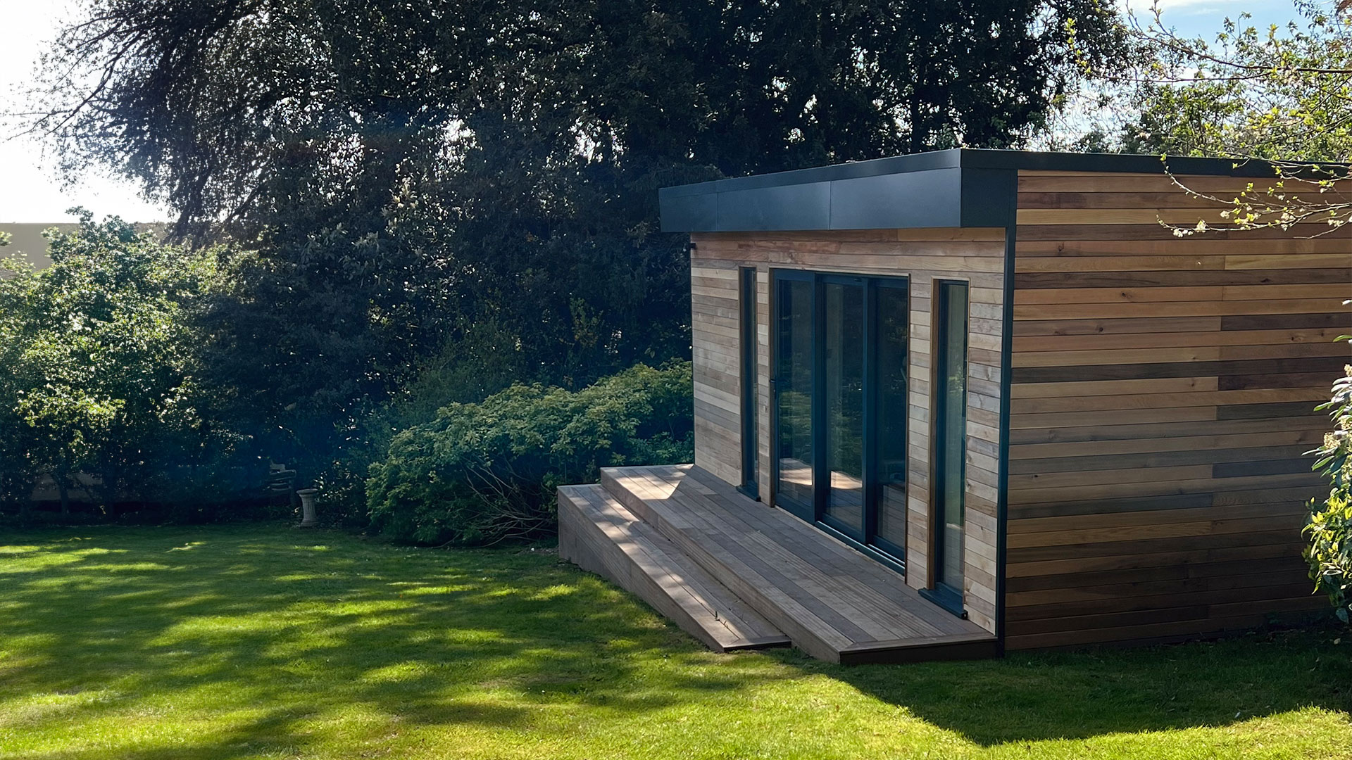 Garden rooms with bathrooms: is the ultimate convenience worth the investment?